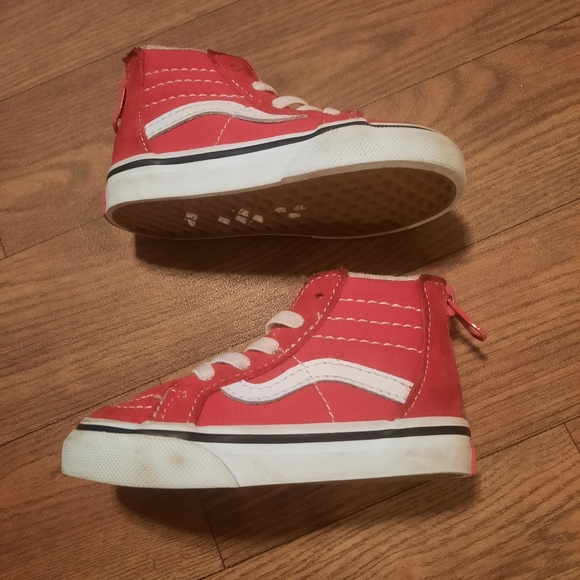 SOLD Vans, Toddler Size 5, Red and White - Picture 2 of 10